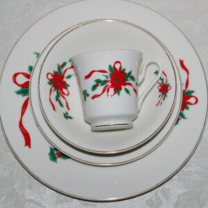 Christmas Poinsettia Dinnerware Set | Holly Berries & Red Ribbon